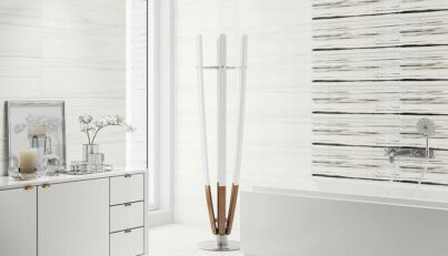 Artistic way white and grey bathroom