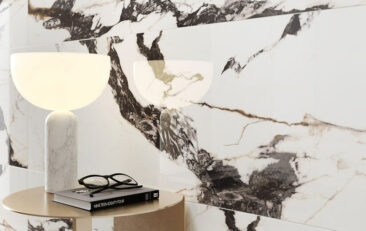 Bathroom wall with stone motif tiles, Santis collection