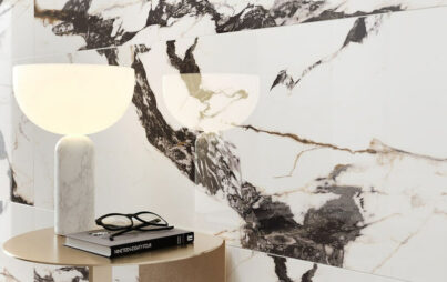 Bathroom wall with stone motif tiles, Santis collection