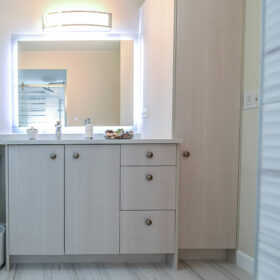Custom Bathroom Vanity - Design your dream bathroom with Paradise Living
